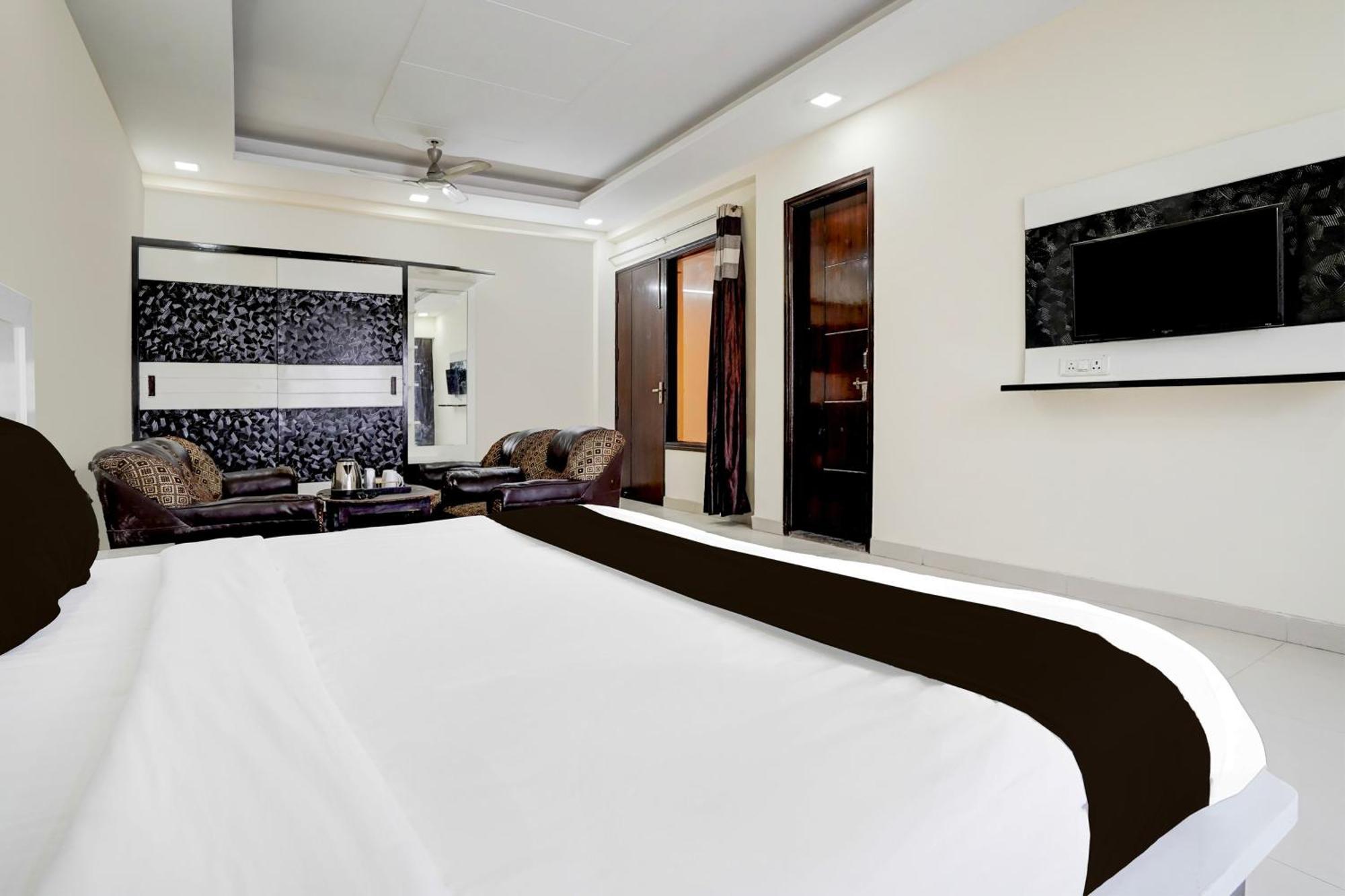 Hotel Super Collection O Sector 70 Noida Exterior foto